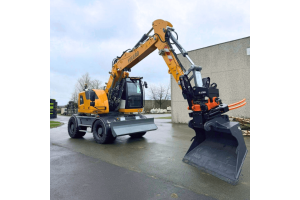 Témoignage client : Yoni Detant, un jeune entrepreneur convaincu par les machines Liebherr